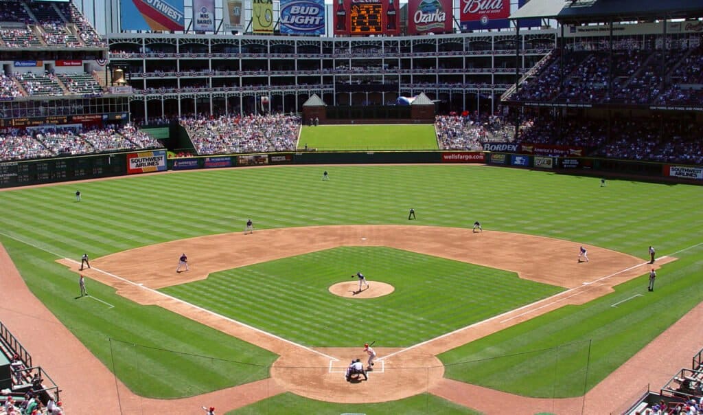 Texas Rangers Stadium for an NRFI