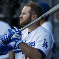 Max Muncy attempts to hit home run prop picks - October 1, 2025