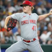 Andrew Abbott of Reds attempts to get NRFI result - August 11, 2025