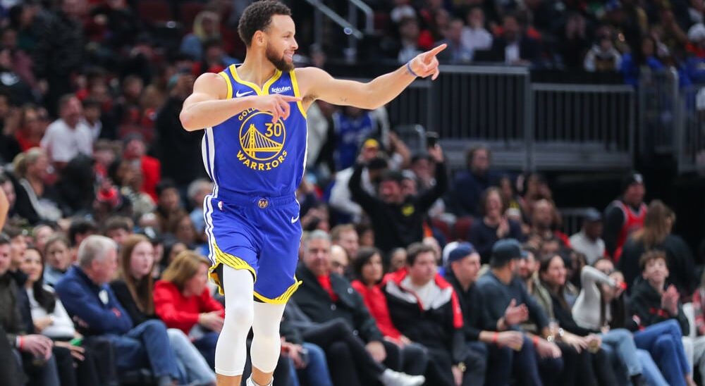 Rockets vs Warriors Game 3 - April 26, 2025