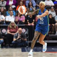 Courtney Williams attempts to hit WNBA Player Props - August 19, 2025