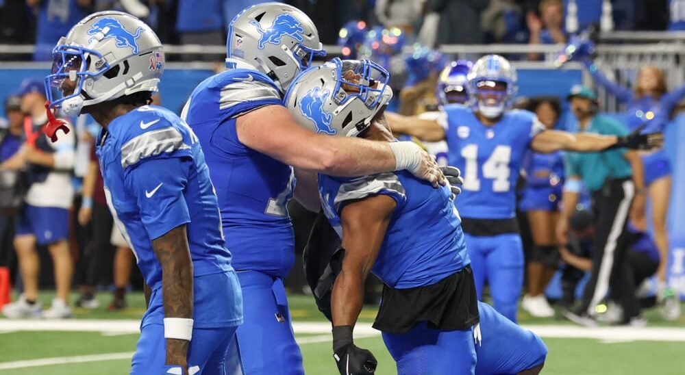 David Montgomery attempts to hit first touchdown props week 11