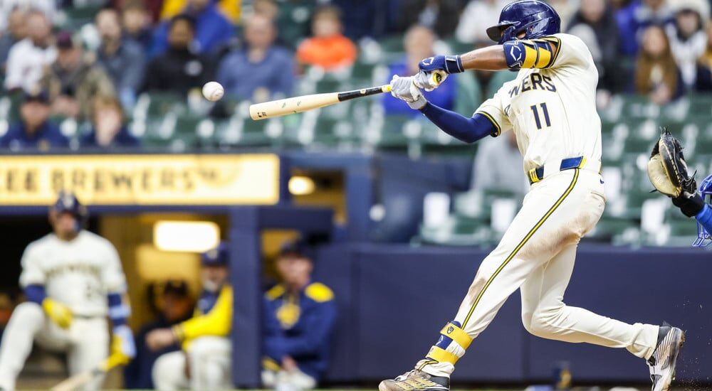 Jackson Chourio attempts to hit MLB player props - July 25, 2025