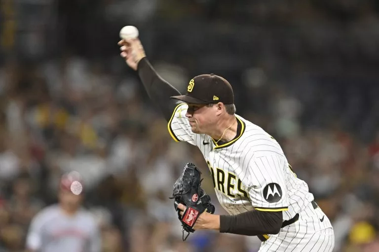 Cincinnati Reds vs San Diego Padres Picks and Prediction