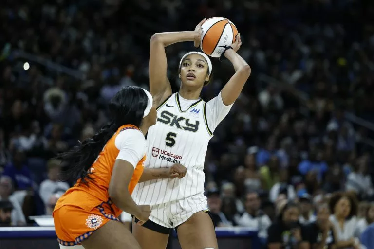 Connecticut Sun vs. Chicago Sky prediction