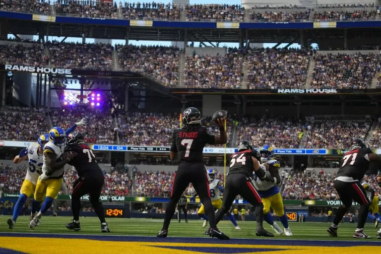 NFL Computer Picks for Monday Night Football on September 15, 2025