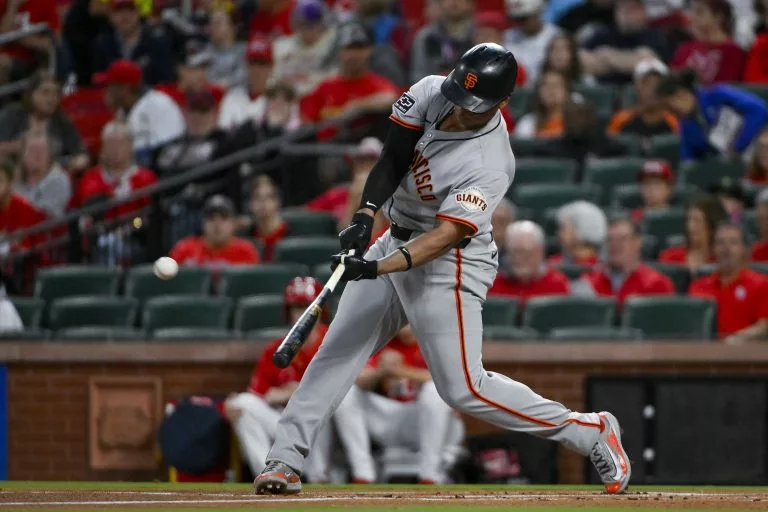 Rafael Devers looks to lead the Giants over the Dodgers