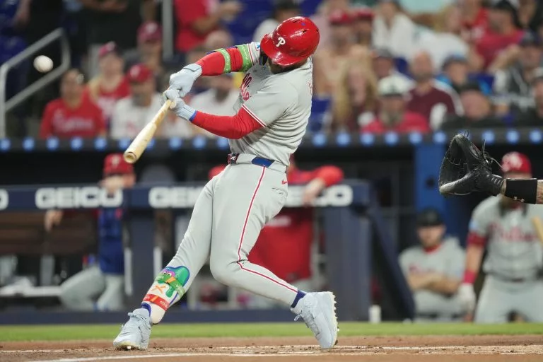 Bryce Harper looks to lead the Phllies over the Mets