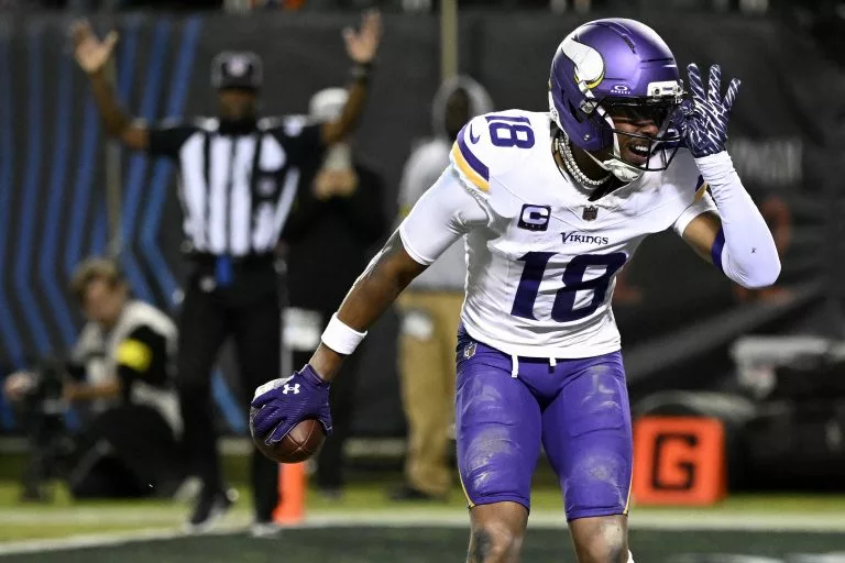 Justin Jefferson looks to lead the Vikings over the Bengals