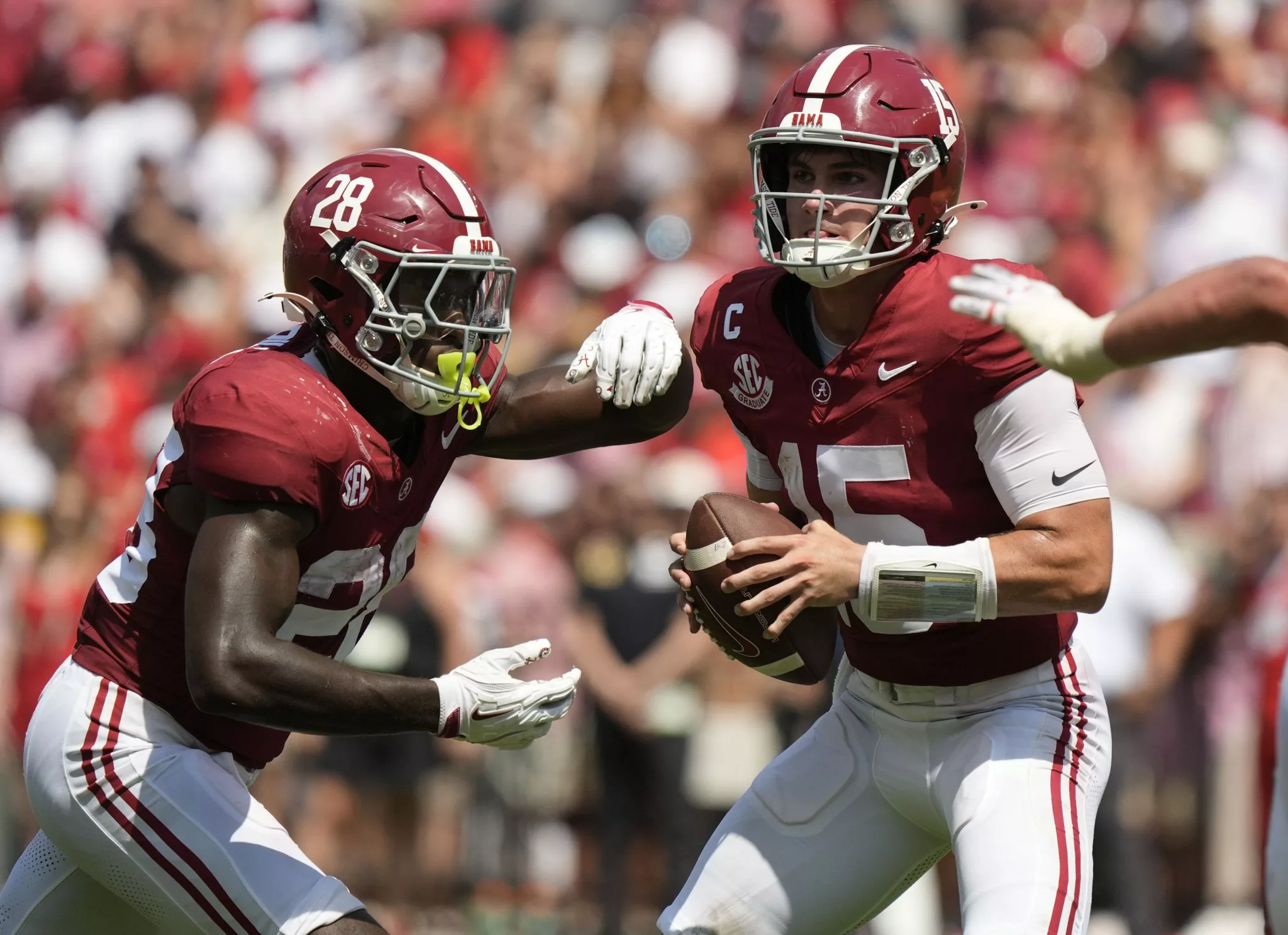 Ty Simpson looks to lead the Tide Over the Bulldogs