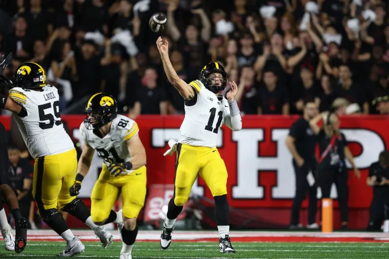 Mark Gronowski looks to lead Iowa over the Hoosiers