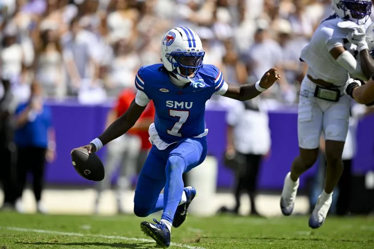 Kevin Jennings looks to lead the Mustangs over the Orange