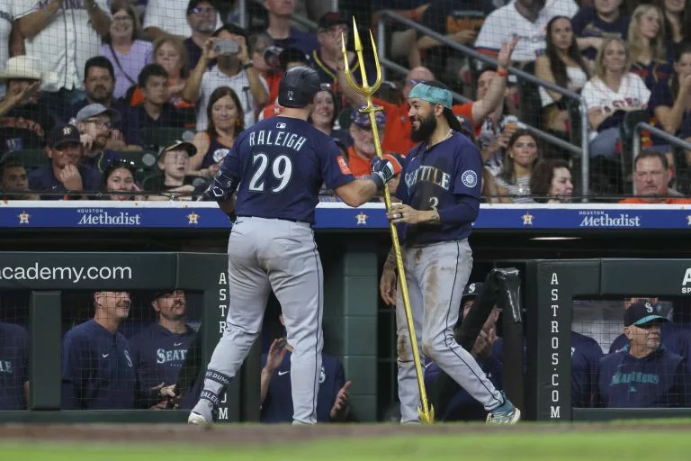 Cal Raleigh looks to lead the Mariners over the Rockies