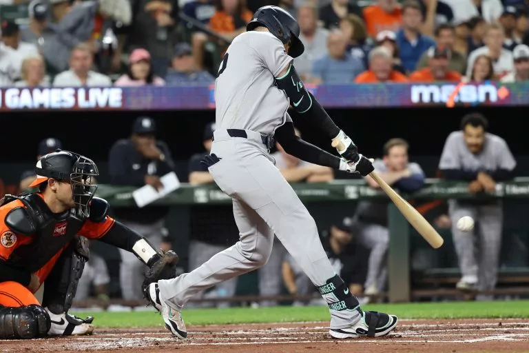 Cody Bellinger looks to lead the Yankees over the White Sox