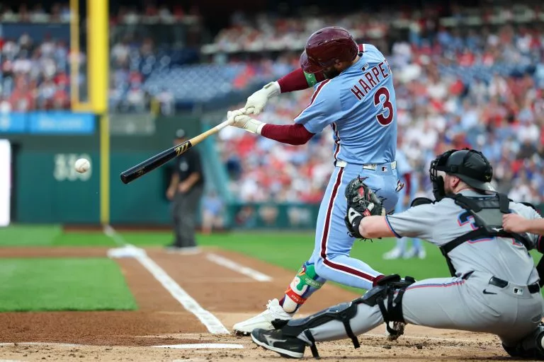 Bryce Harper Looks to lead the Phillies over the Twins