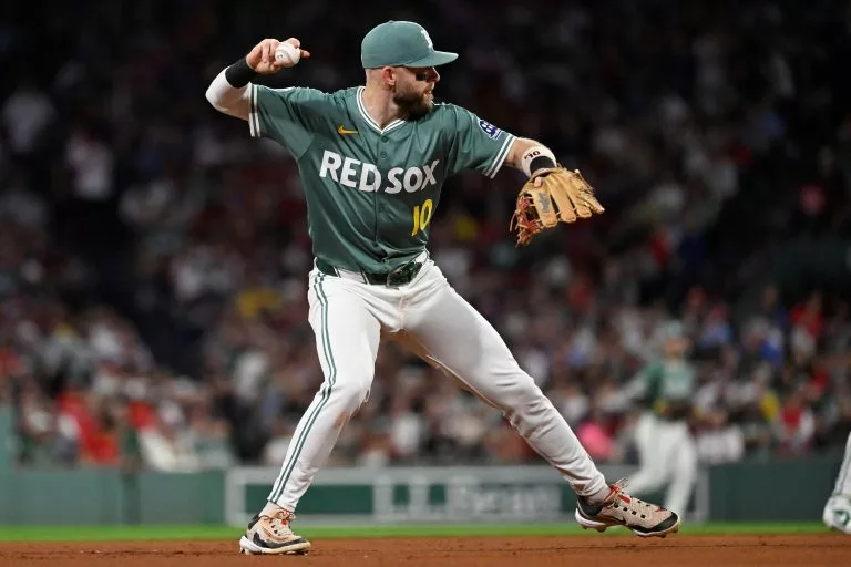 Trevor Story looks to lead the Red Sox over the Tigers