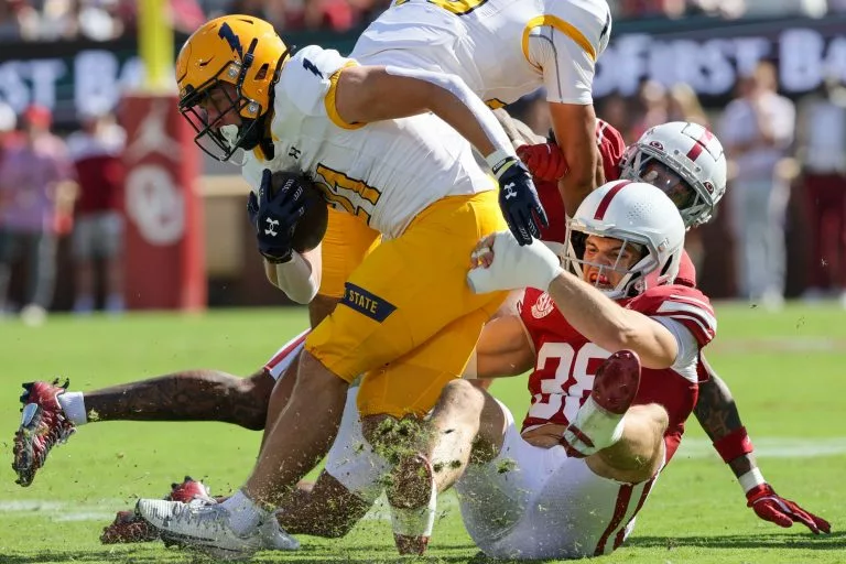 Bowling Green Falcons at Kent State Golden Flashes Picks and Prediction