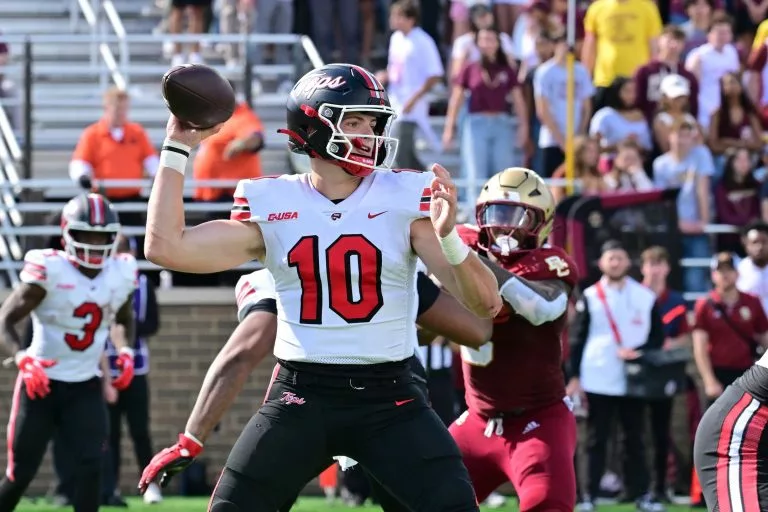 New Orleans Bowl Predictions, Picks, Odds, and Line Movement for Western Kentucky vs. Southern Miss December 23