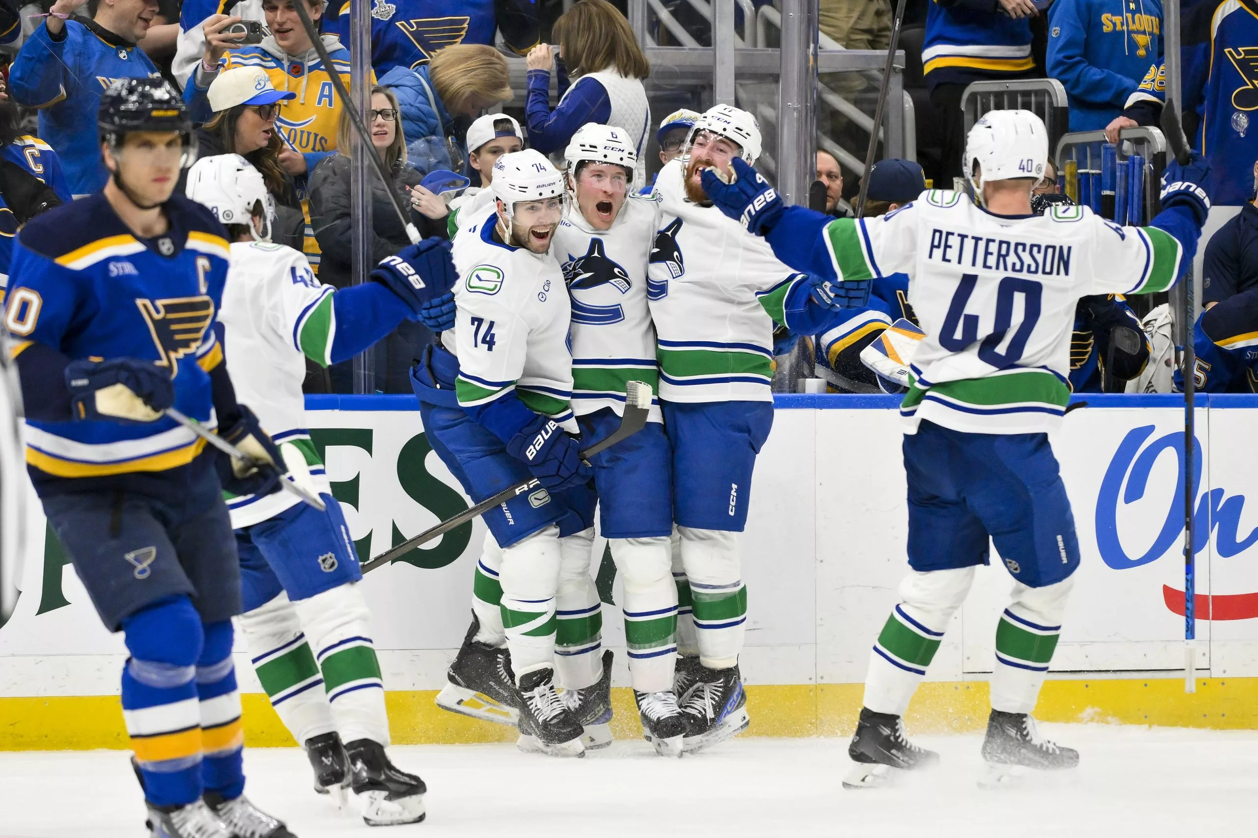 Vancouver Canucks vs Philadelphia Flyers Prediction, Picks, and Odds Movement for December 22 2025