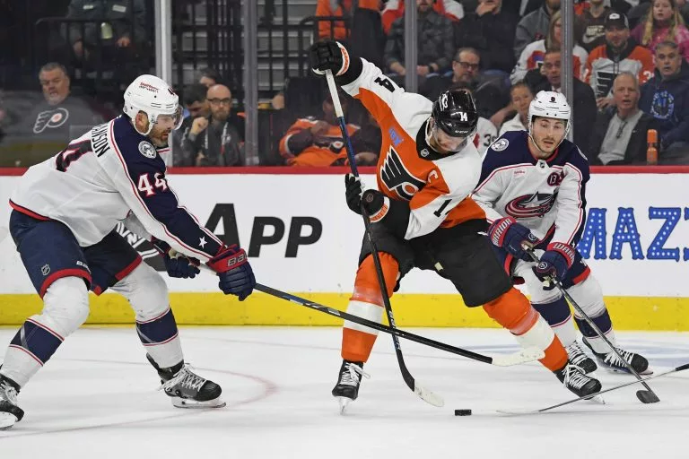 Sean Couturier looks to lead the Flyers over the Jets