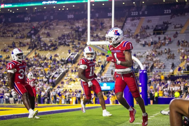 Western Kentucky Hilltoppers at Louisiana Tech Bulldogs Picks and Prediction
