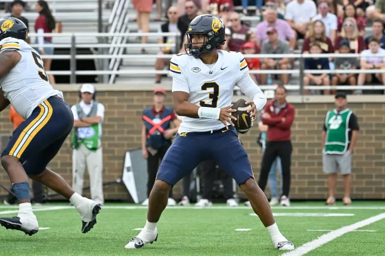 Jaron-Keawe Sagapolutele looks to lead the Bears over the Blue Devils