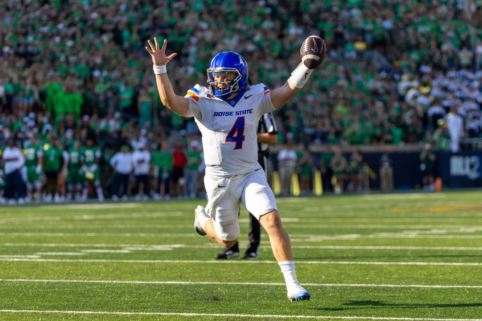 Boise State Broncos quarterback Maddux Madsen