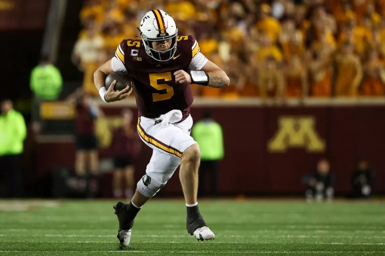Drake Lindsey looks to lead Minnesota over Nebraska