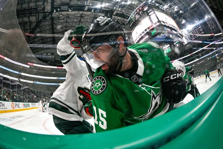 Vancouver Canucks at Dallas Stars Picks and Prediction for Thursday, October 16, 2025