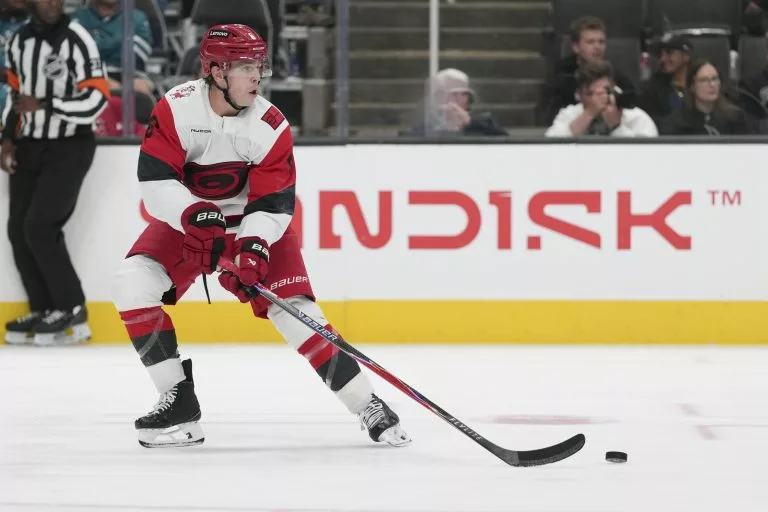 Carolina Hurricanes at Anaheim Ducks Picks and Prediction