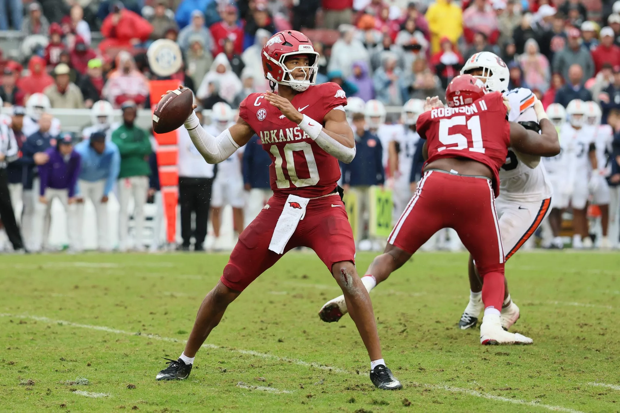 Taylen Green looks to lead the Razorbacks over the Bulldogs