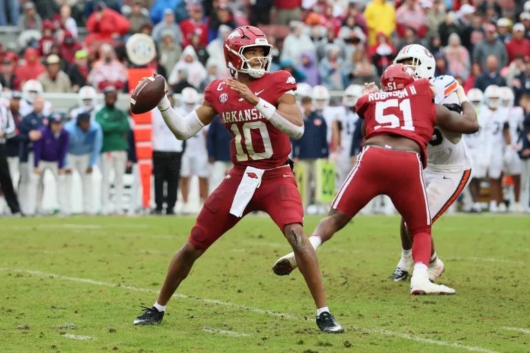Taylen Green looks to lead the Razorbacks over the Bulldogs