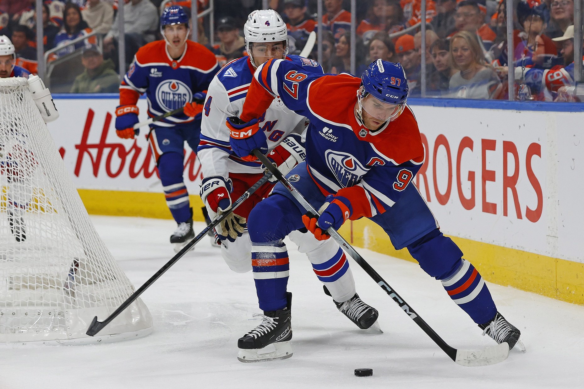 Chicago Blackhawks vs. Edmonton Oilers Picks and Prediction, Saturday, November 1, 2025