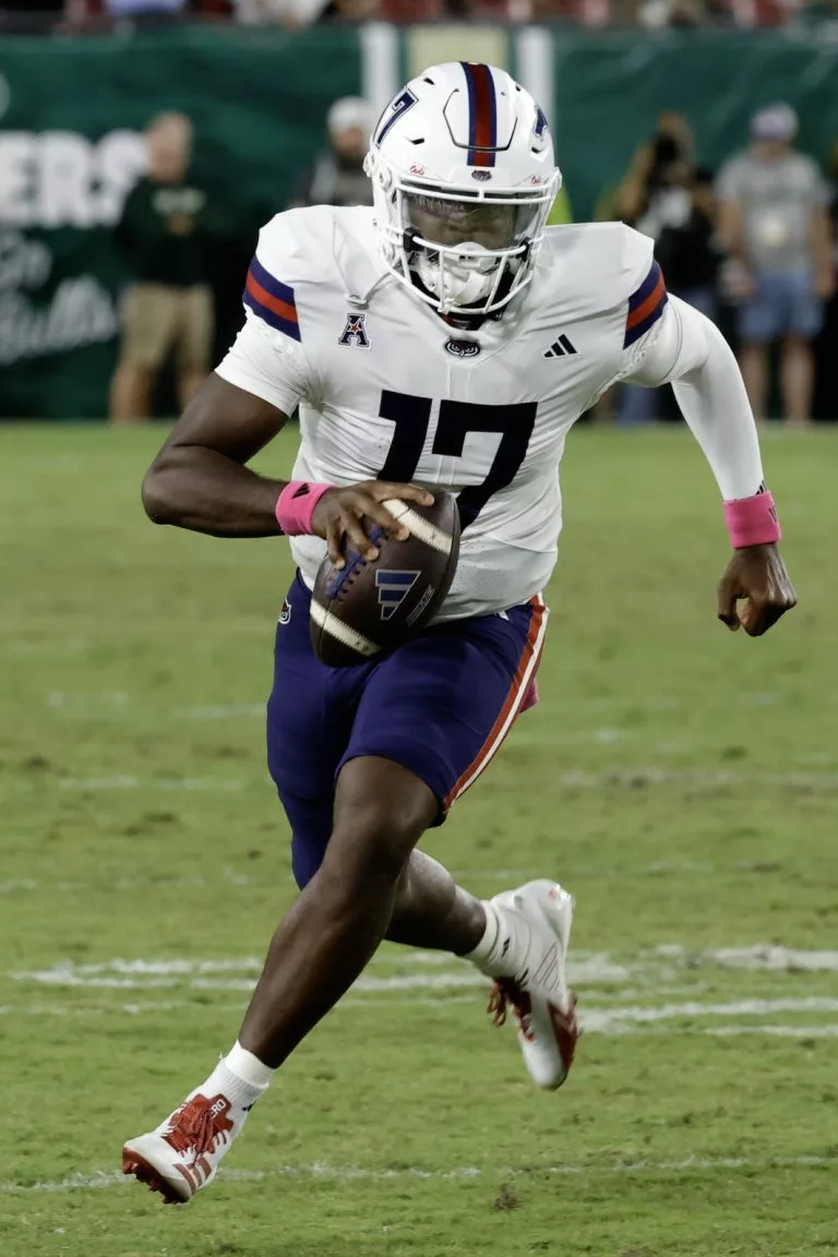 Florida Atlantic (FAU) Owls vs Navy Midshipmen Pick and Prediction October 25th, 2025