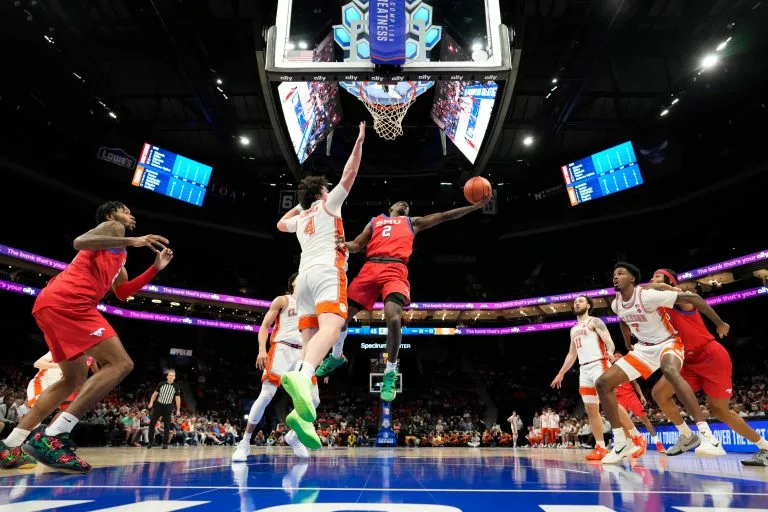 North Carolina vs SMU Picks, Prediction, Odds, and Line Movement for Saturday January 3 2026