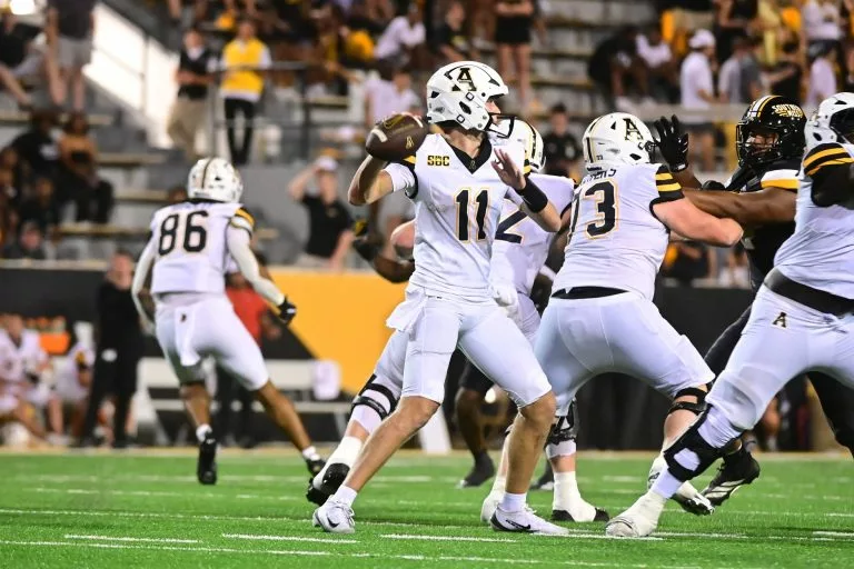 Georgia Southern Eagles at App State Mountaineers Picks and Prediction for Thursday, November 6, 2025