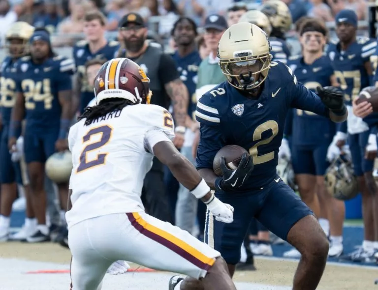 Massachusetts Minutemen at Akron Zips Picks and Prediction