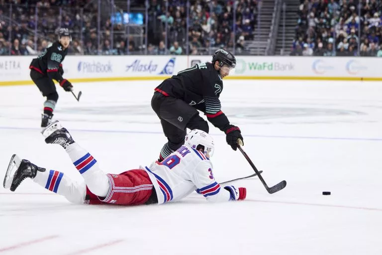 Chicago Blackhawks at Seattle Kraken Picks and Prediction