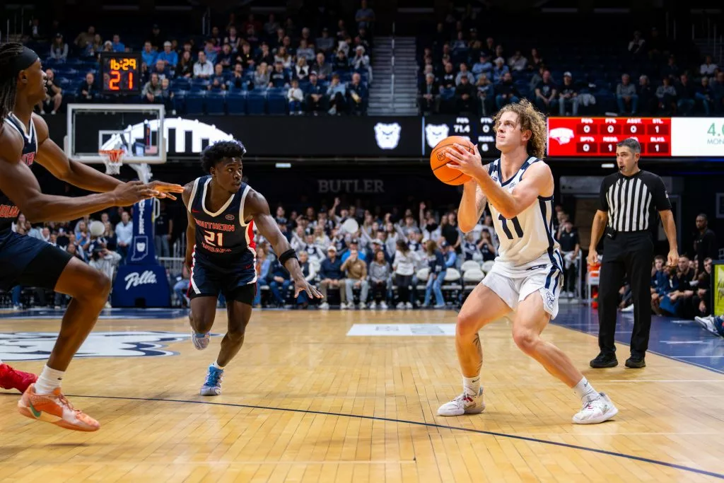 Finley Bizjack looks to lead Butler over Virginia