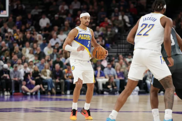Andrew Nembhard looks to lead the Pacers over the Raptors