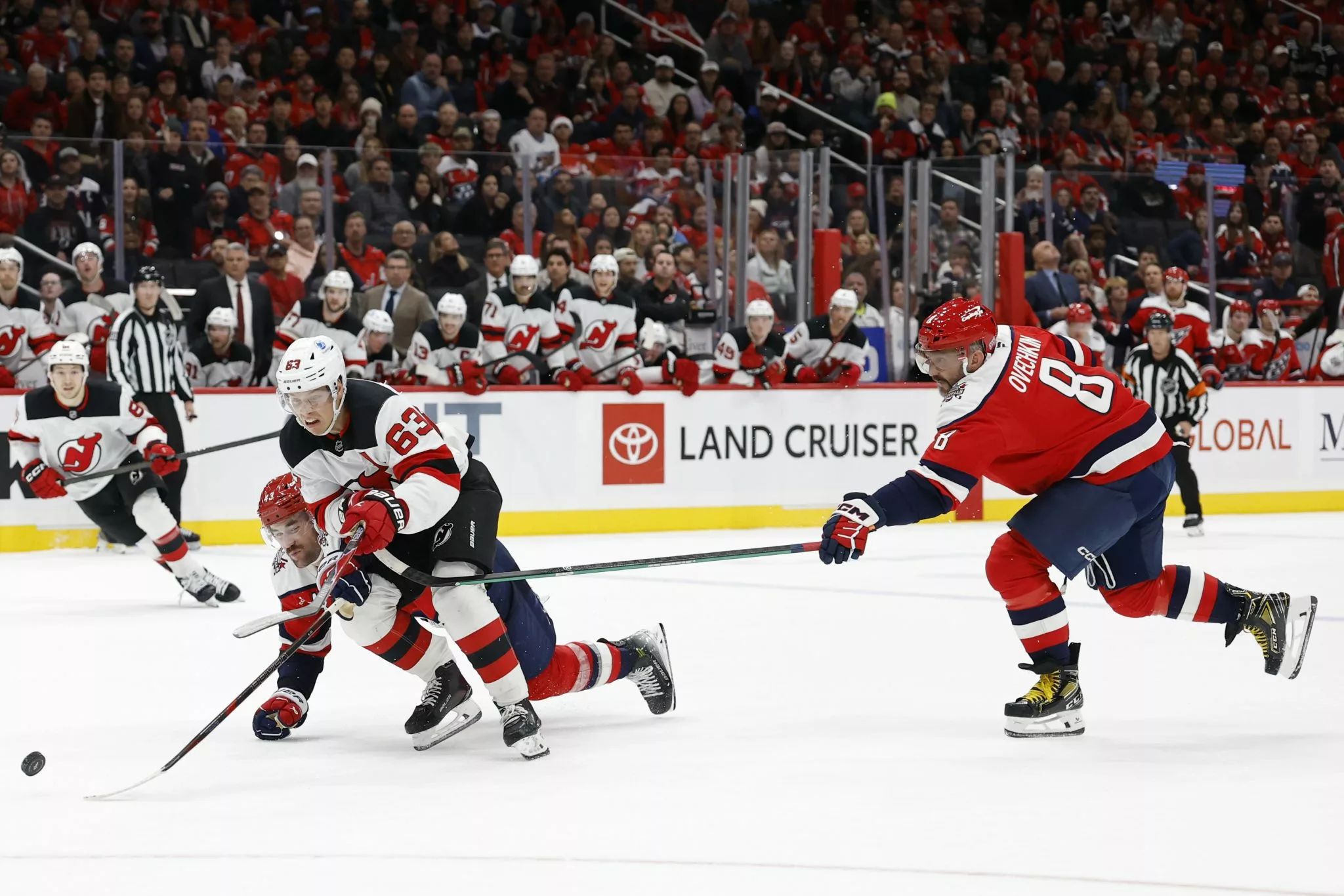 Alex Ovechkin looks to lead the Capitals over the Oilers