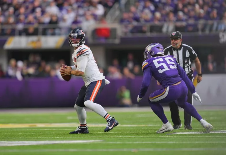 Caleb Williams looks to lead Bears over the Steelers