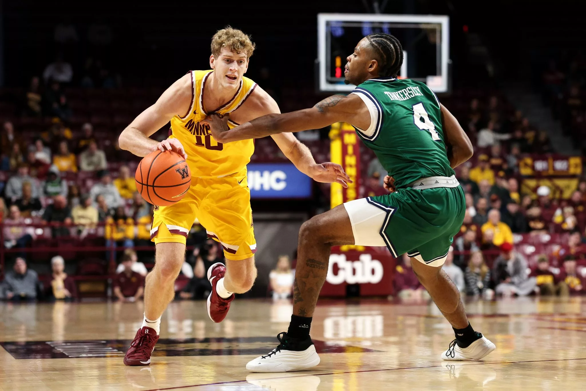 Cade Tyson looks to lead the Golden Gophers over the Dons