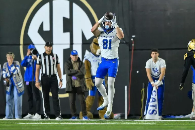 Kentucky Wildcats vs Louisville Cardinals Pick and Prediction November 29th, 2025