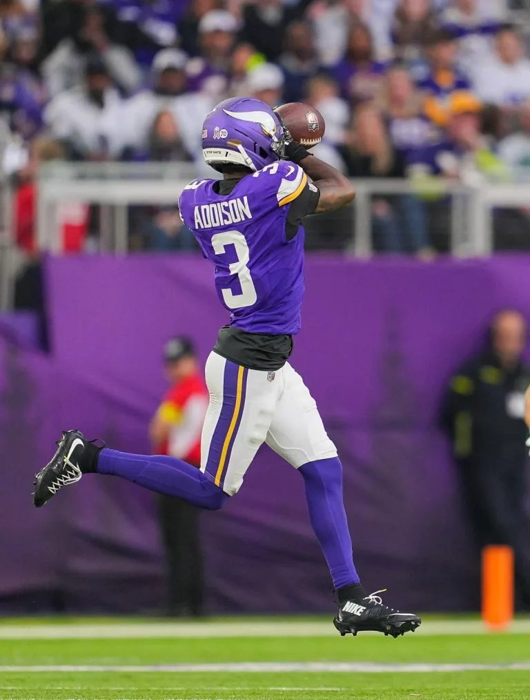 Chicago Bears vs Minnesota Vikings, Preview, Odds, Pick and Prediction November 16th, 2025