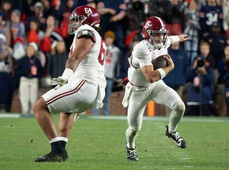 Ty Simpson looks to lead the Tide over the Bulldogs