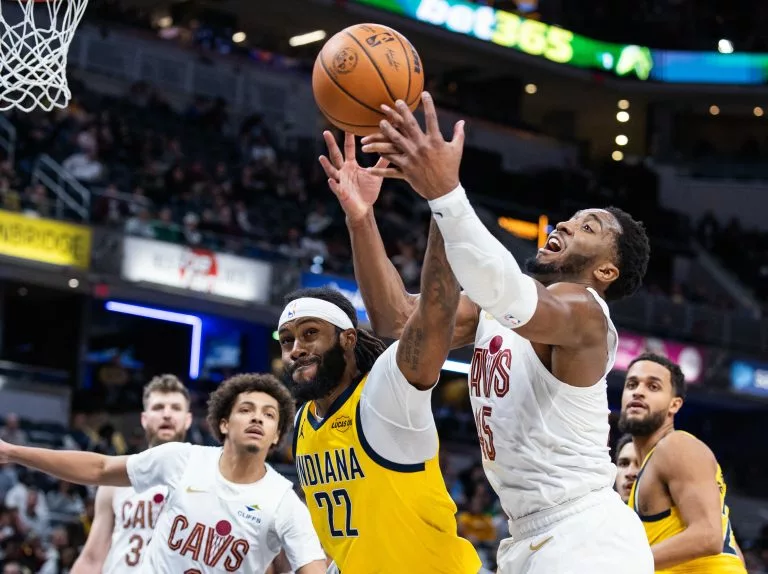 Donovan Mitchell looks to lead the cavaliers over the Trail Blazers.
