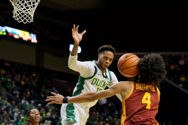 USC guard Chad Baker-Mazara defends