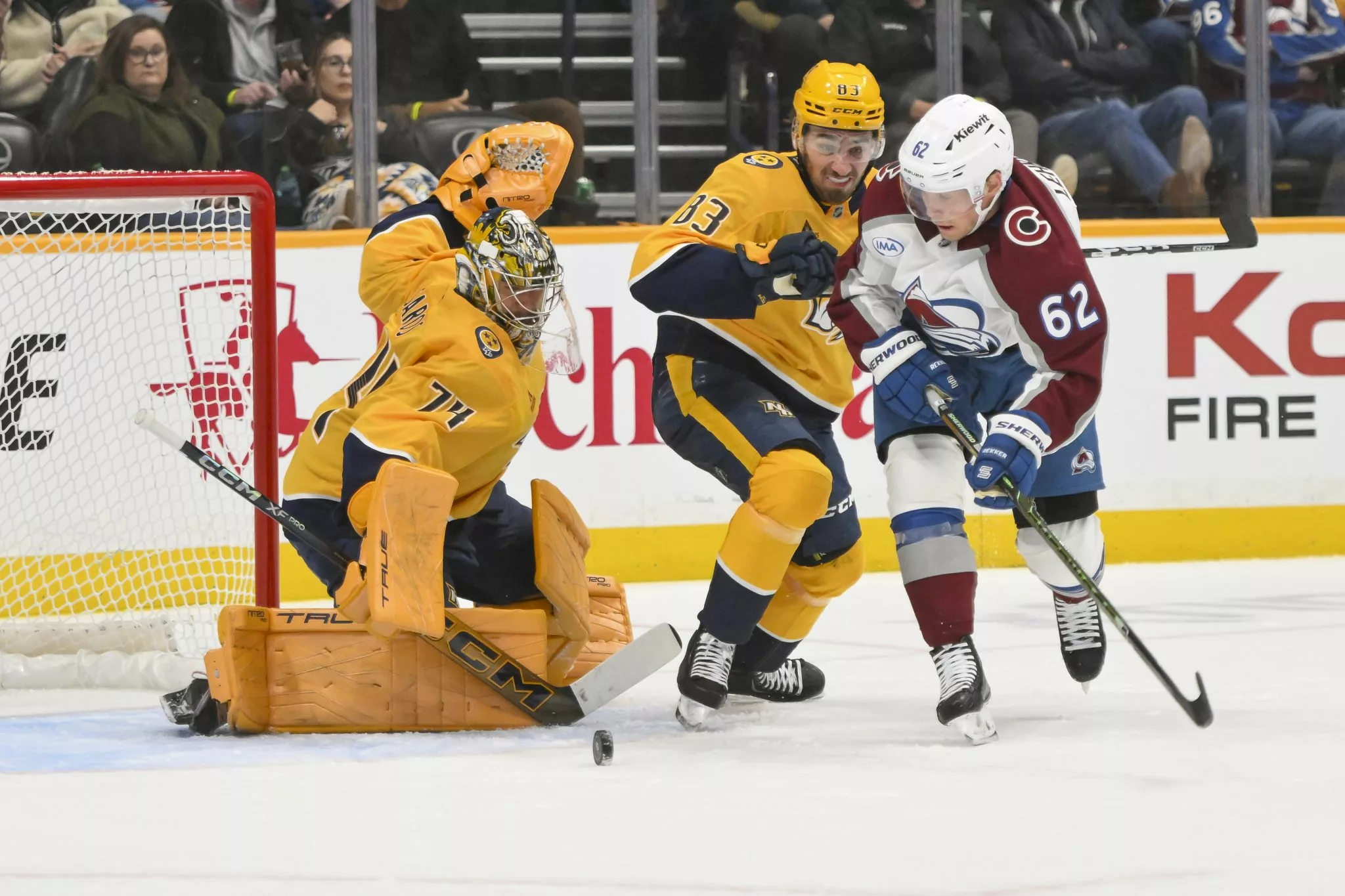 Artturi Lehkonen looks to lead the Avs over the Panthers