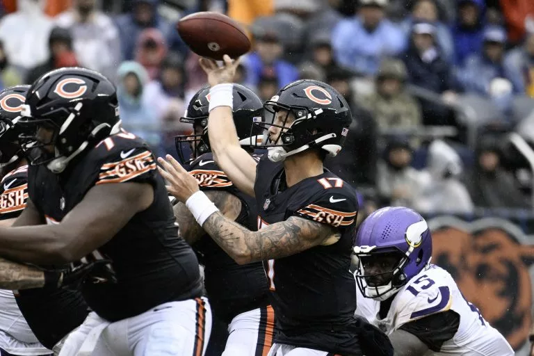 Philadelphia Eagles vs Chicago Bears Picks and Prediction for Monday September 28 2026